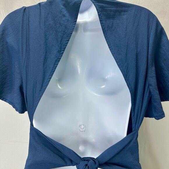 Lulu's Navy Flutter Sleeve Backless V-Neck Jumpsuit Size M - Picture 11 of 15